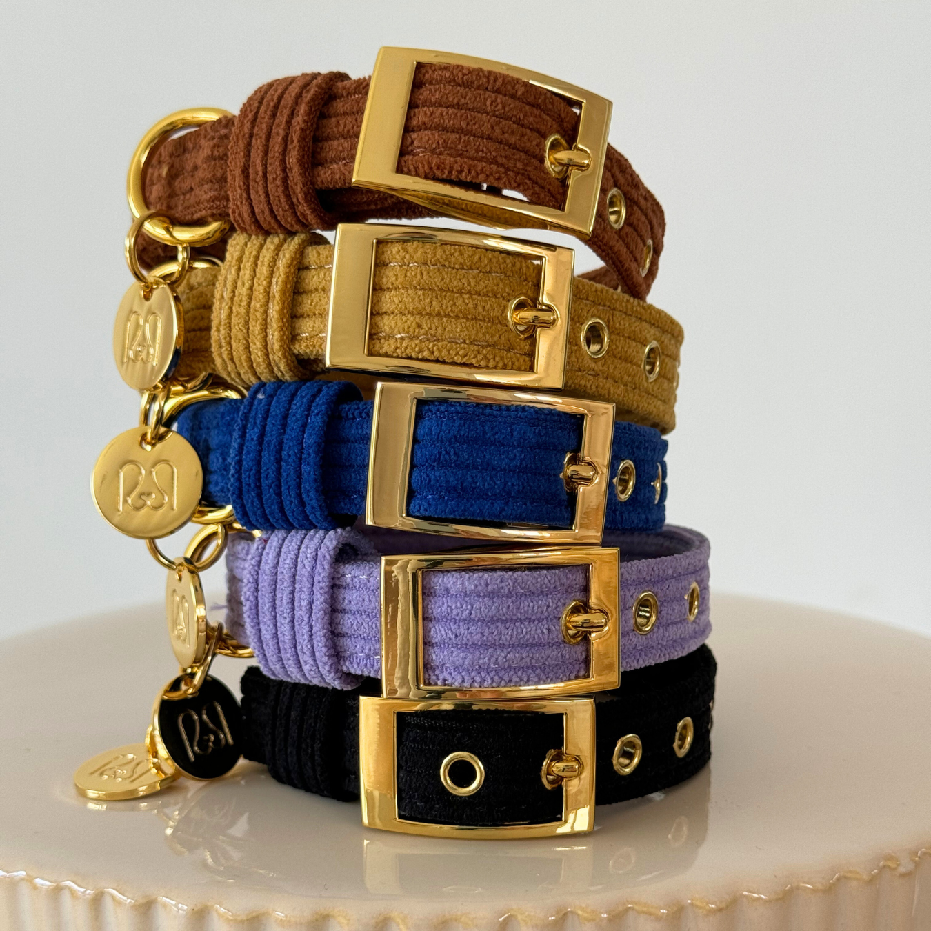CLASSIC DOG COLLAR - HONEY MUSTARD